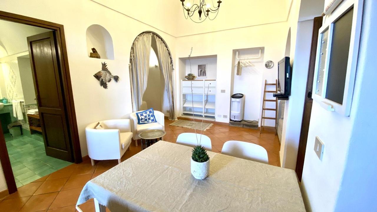 Apartmán Tgi Dammusi Preziosi Scauri  Exteriér fotografie
